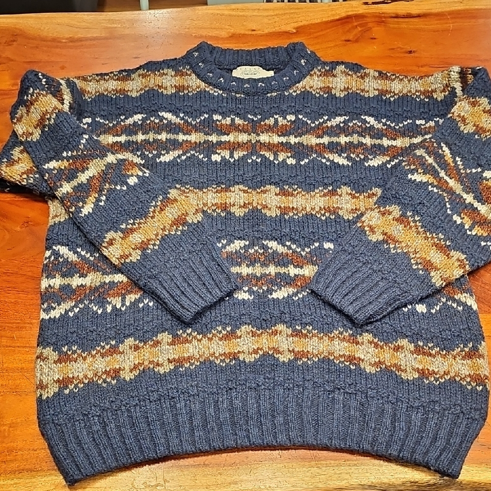 Cozy Knit Crewneck Sweater in Blue and Brown